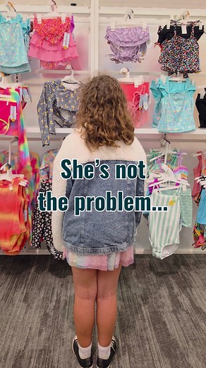 She’s not the problem. The options are. It shouldn’t be this frustrating to find something she feels good in. We’re working on it 🌊 Does this feel familiar? #tween #tweens #swimwear #preteen #girlmom