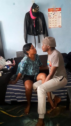 Teaching him how to do it #love #couple | Bravo Creatives