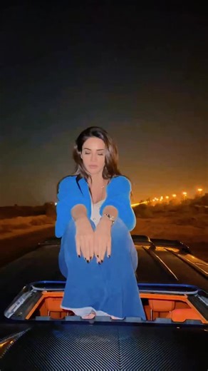 Diana Haddad on Instagram‎: "أنا بدر البدور… أنا الملاك 🥰❤️"‎