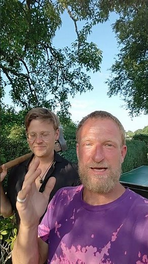 the wooden bong maker