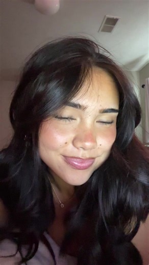 Eyelash Care Tips for Beautiful Lashes