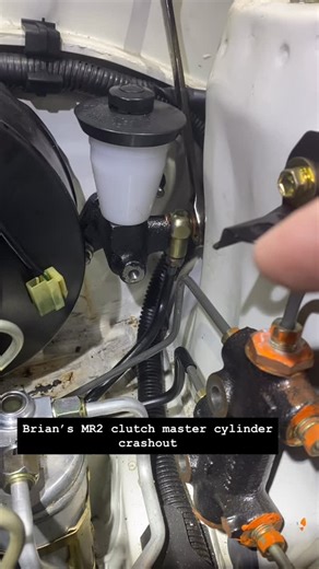Regular Car Reviews on Instagram: "Toyota MR2 AW11 clutch master cylinder crashout frustrating #cars #toyota #mr2"