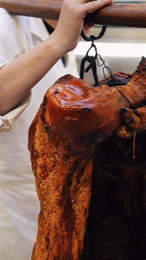 Fresh out of the oven! ( every early morning!) Our roasted pork isn’t just meat, it’s a tradition. While new restaurants and barbecue spots pop up every day, we’ve stayed true to our roots for over 50 years. Using the same old-school traditional methods and original recipes from day one, we make sure every bite carries the flavor, care, and heritage that have stood the test of time. At @dollarmeatstore , it’s not just about food, it’s about preserving a legacy, honoring generations, and moving f