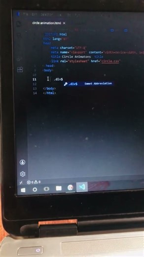Senior Vs Junior Programmer #noob #noob_to_pro #learnjavascript
