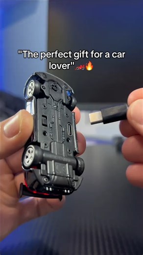 1.2M 🔵 on Instagram: "Best Christmas gift for kids who love cars 🏎💨 #driftcar #rccar #cars #toy #perfectgift Mini drift car with LED lights, remote control, and training cones. Durable, easy setup."