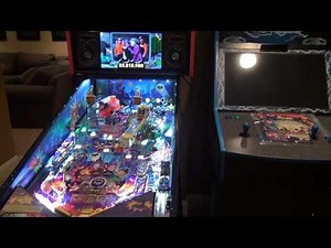 Batman 66 pinball machine super LE by Stern Pinball