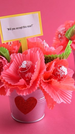 173K views · 1.8K reactions | Sweet Tootsie Pop rose bouquet that your SO will love  | Blossom | Facebook