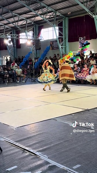 Aprende a Bailar la Cueca Chilena Facilmente