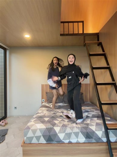 shopdimel (@gl.twin_dimel)’s videos with suara asli - sideof_rei - rai_ssazahara