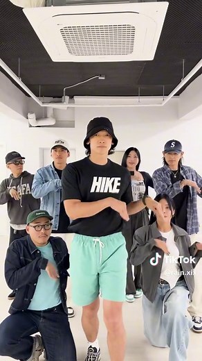 6/8-9 꽁꽁 얼어붙은 콘서트 위로 🐈‍가 날아다닙니다 #RAIN #STILLRAINING #CONCERT #SEOUL🔥올림픽홀 얼마 안남았다….