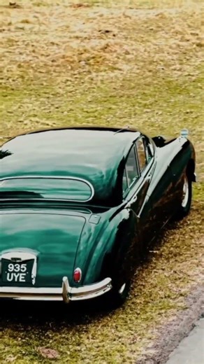 Now Sold – 1955 Jaguar Mk VII M | Nut & Bolt Restored Classic | One of the Finest Examples Worldwide