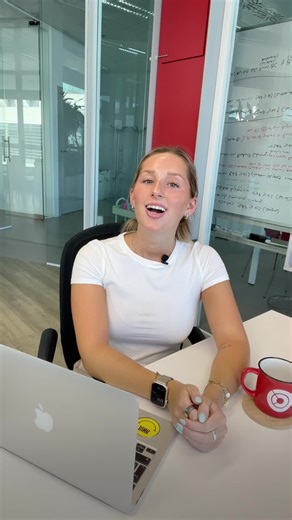 Are Marketing and Advertising actually the same? If you don't really know the difference between marketing and advertising, here are the main differences between the two concepts. Yes, they share some similarities, but they are NOT the same. #marketing #advertising #digitalmarketing #concepts