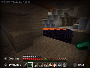 does anyone know how to fix hotbar disappearing? (minecraft bedrock edition)