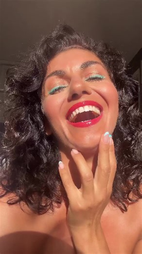 Meet La Livia! She is loose, wild and unpredictable! She is a woman A poet An artist A dancer And very very sensual! The world may be unready but now she is out! #poet #womanartist #womansupportingwoman #womanonamission #womanpoet #womanpoetry #sensualwoman