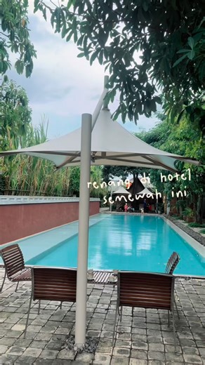 Riana tyas on Instagram: "Liburan sekolah, anak jangan bosen di rumah terus Mumpung lagi libur, saatnya masukin anak ke les renang biar tetap aktif dan happy. Hidden gem les renang premium di Ayom Java Village, mulai 199 ribu aja ✨ Jangan lupa save video ini biar nggak lupa infonya 👉 Klik link di bio @ammar_swim #ammarswim #lesrenangsolo #lesrenangsoloraya #lesrenangsurakarta #lesrenanganak #lesrenangyogyakarta #ayomjavavillage #surakarta #solo"