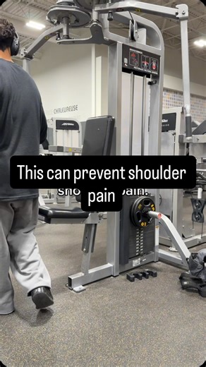 Toto on Instagram: "A lot of people think retracting their shoulder blades will help them in exercise, while this whole time that’s exactly the reason why they have shoulder pain. Any exercise where your upper arm/humerus (where your biceps and triceps are located) is moving, your scapula (shoulder blades) is supposed to move. That’s called Scapulohumeral rhythm If you want to prevent it from moving because it gives a bigger bench, don’t cope about shoulder pain. What exercises does this apply t