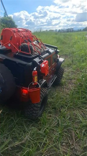 RC Back yard Trek #rcoffroad #rc4x4 #rccrawler