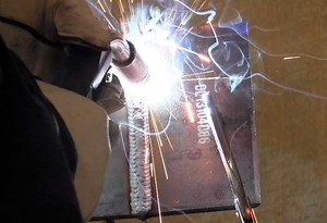 Mig Welding a 3g Plate Test
