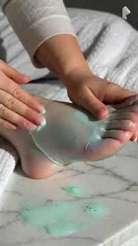 Alien Foot Massage, Peppermint Gel & Calming Sounds