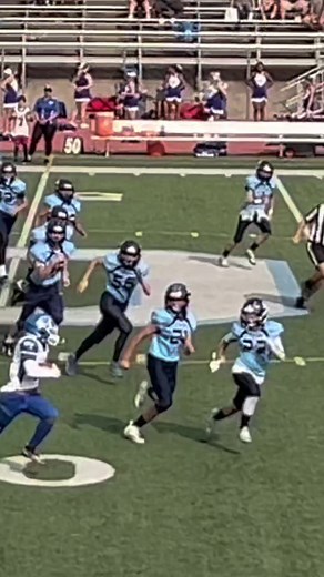 Few defensive clips 😈 #football #riddellaxiom #axiom #riddell #footballhelmet #drip #runningback #runningbacks #defense #jamboree #tackle #catchme #fast #fyp #highschool #scan #xenith #pads