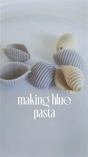 Blue Pasta using Butterfly Pea Flowers & the Philips Pasta Maker #pasta #philipspastamaker #shells