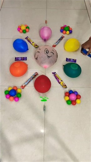 😍🎈🤩ASMR Circle Water Colourfull Balloon Popping #asmrshorts #asmarballoonpoppig #shorts