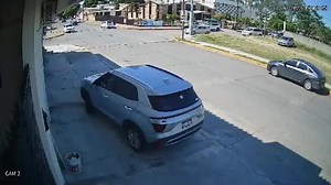 Video shows moment a Mexican church roof collapses