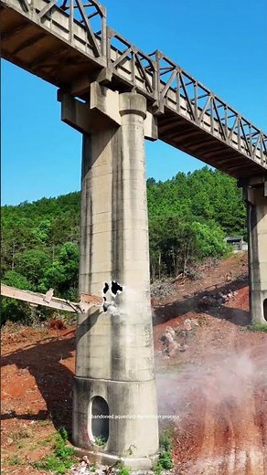 Overhead Water Channel Demolition Technique ! (Why Not Keep It As A Witness Of An Era)