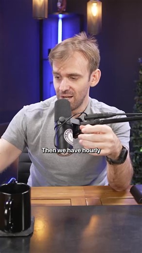 Jamie • Business of Freelance on Instagram: "Comment "PRICING" to get my free email masterclass on pricing for sales!"