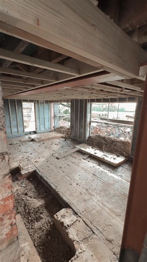 Managing Unforeseen Issues in Property Renovation