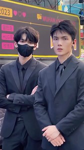 meet your bodyguard. 😳 | XIANG YAN