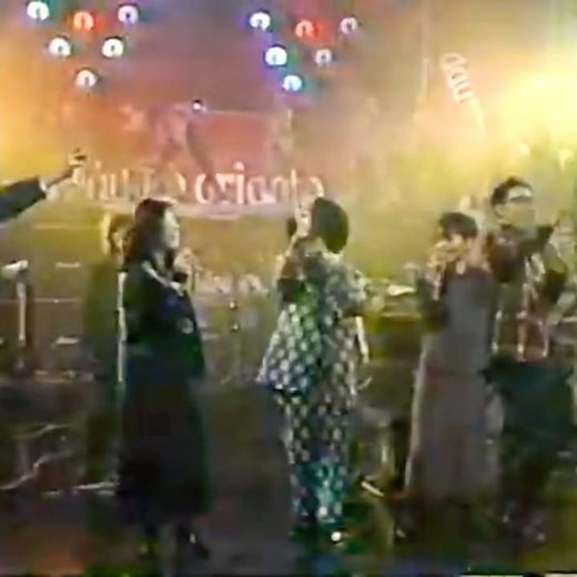 伝説の共演 中森明菜 研ナオコ アンルイス DESIER