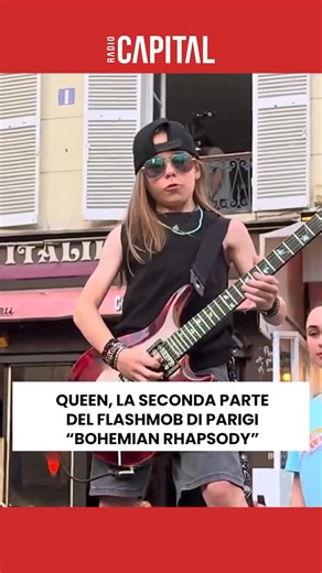 Radio Capital Italy on Instagram: "Ce l’avete chiesta ed eccola: la seconda parte del Flashmob di Parigi sulle note di Bohemian Rhapsody dei Queen. Con tanto di assolo apprezzato da Sir Brian May in persona! 🎥 @itsjuliencohen 🎤 @mickeycallisto 🎸 @guitarolly8 #radiocapitalitaly #queenband #freddiemercury #freddiemercuryqueen #freddiemercuryforever #queentribute #flashmob #parigi #solobellamusica #bohemianrhapsody #musicadalvivo"