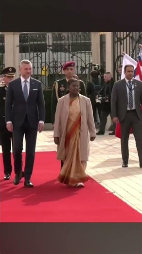 adc 🇮🇳 Rishabh singh sambyal with President mam #adc #parasf #army #defencestaff #Viral video