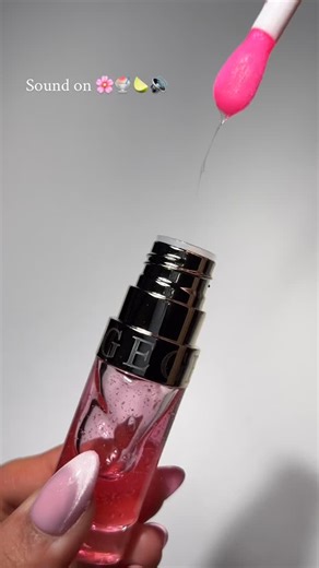 Saira 🎀💖 on Instagram: "Best Sound>> 🎀🍋‍🟩🫧 @nyxcosmetics @hudabeauty @milkmakeup @byoma @elfcosmetics @maybelline @rarebeauty *contains gifted products Lip gloss pulls, lip gloss, lip gloss asmr, lip gloss pops, asmr, makeup asmr, makeup humour, lip gloss sounds, satisfying lip gloss sounds, lip gloss junkies, lip gloss collection, lip gloss must haves, affordable lip gloss, beauty asmr, beauty aesthetic, pink makeup, viral lip products, nyx fat oil, viral lip gloss, dior beauty, Huda beau