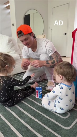 Do your kids get Stuck on You too? Use this jingle to show off how! 🎶 @BAND-AID Brand #BANDAIDBrandPartner #StuckOnYou