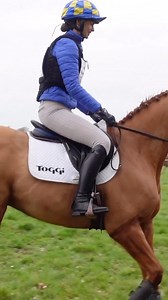 Bank holiday weekend loading… 🔋 If you’re lucky enough to get three whole days off in a row (two weeks in a row!), how will you spend it? In the saddle, cracking on with some spring cleaning at the yard, chilling at home or enjoying some pub garden time in the sunshine? We are WILLING it to be warm and sunny, so fingers crossed! 🤞☀️ 📽️ Credit: @footluceeventing #bankholidayweekend #bankholidayweekendvibes #teamtoggi #horsetime | Toggi