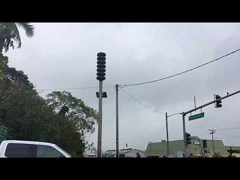 Hilo Tsunami Siren (Warning: VERY LOUD)