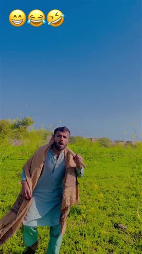 Omg chicken 🐓 || fayaz bahii || #funny #omg ‪@reaction_fayaz‬