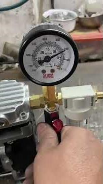 vacuum pump for a desiccator