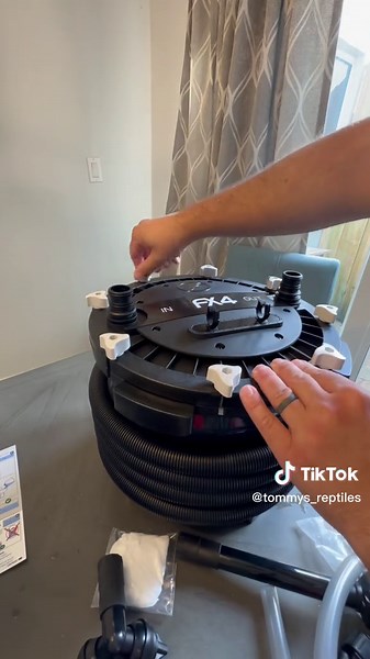 Unboxing Fluval FX4 Canister Filter📦#fishtank #aquarium #canisterfilter #fluval #unboxing #fx4 #fyp