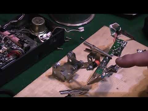 Sony ICF-PRO80 radio repair Pt6