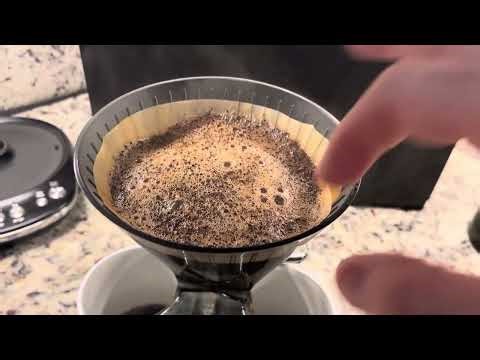 Finally a solution for making two pour-over coffees at once - Divvi dripper