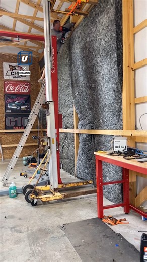 245K views · 889 reactions | Installing wall insulation!  | UNILAD Tech | Facebook