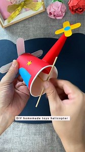 2.6M views · 9.4K reactions | During the summer vacation, use paper cups to make fun homemade toys and creative crafts with your children | Art, Crafts and Journals | Facebook