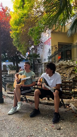 Τα ξαδέρφια on Instagram: "Μενεξέδες και ζουμπούλια - Παραδοσιακό τραγούδι Επτανήσων #ρεμπετικο #greekmusic #folkmusic #bouzouki #guitarplayer #duet #band #greekartist #streetmusic #streetperformer #greek #greeksummer #viral"