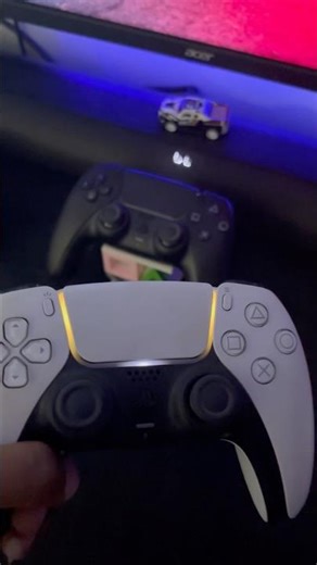 Yellow light- Do you know what it means?😳🎮