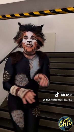 Der Jellicle Ball: Die Kunst des Tanzes in CATS