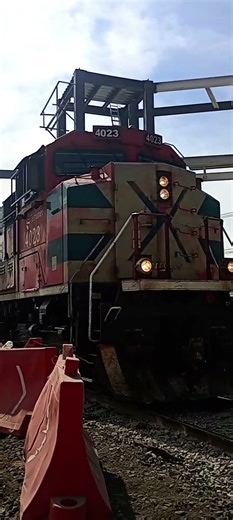 FERROMEX sd70ace con el frente desgastado