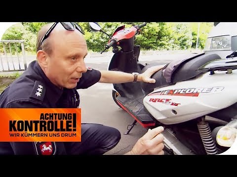 Police are pulling over modified scooters! | Attention: Checkpoint | kabel eins